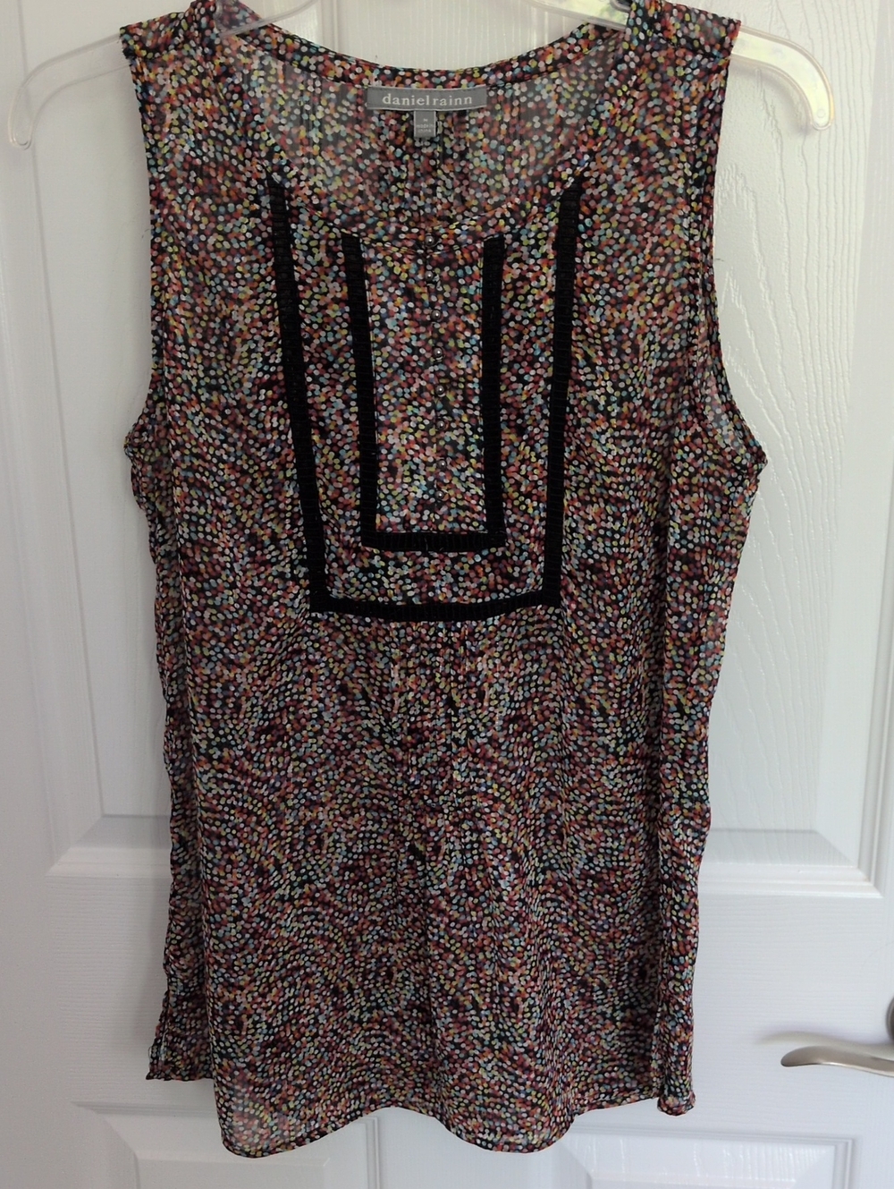 Daniel Rainn Sleeveless Colorful Dot Blouse - M